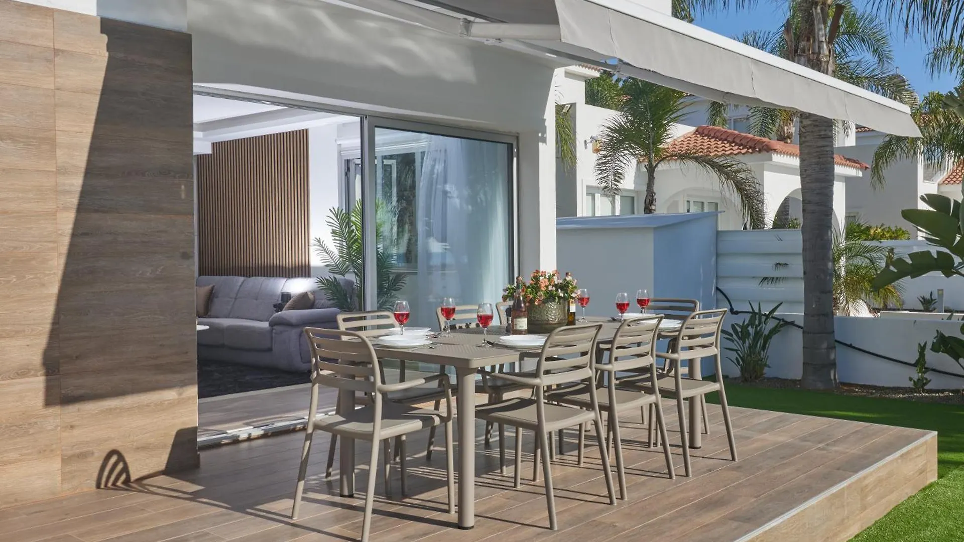 Sunrise Villa 9 Aya Napa Kıbrıs
